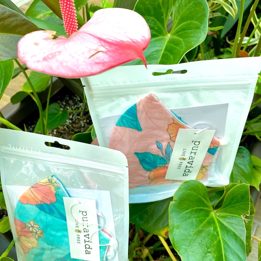 Vera Bradley Tropical Blue Mask - Picture 3 of 5